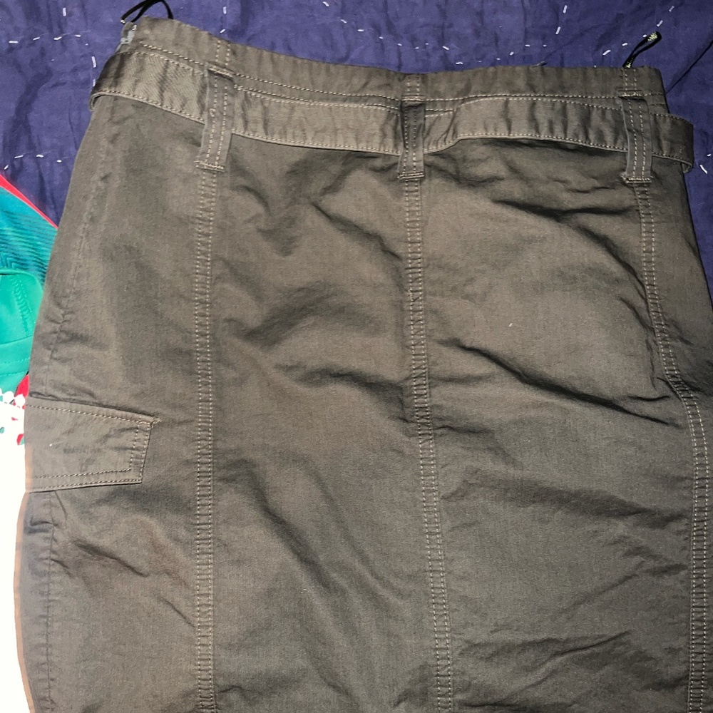 WOMANS ZARA MIDI CARGO SKIRT